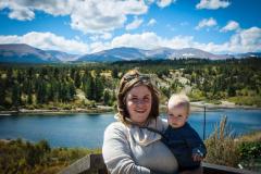 Sonja and Julia in front of the river
