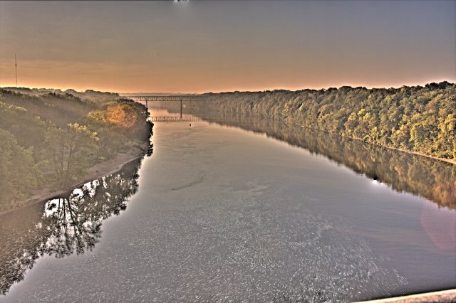 Qtpfsgui 1.9.3 tonemapping parameters: Operator: Fattal Parameters: Alpha: 0.1 Beta: 0.8 Color Saturation: 0.79  Noise Reduction: 0.404  ------ PreGamma: 1