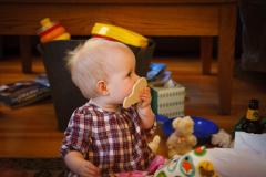 Eat all the puzzle pieces!