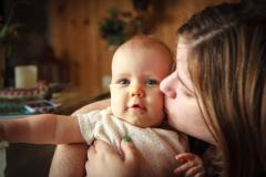 Sonja gets a kiss from Mama